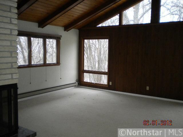 8256 Eagle Creek Blvd, Shakopee, MN 55379