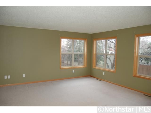 1029 6th Ave NE, Buffalo, MN 55313