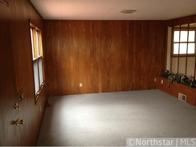 2468 Silver Lake Rd, New Brighton, MN 55112