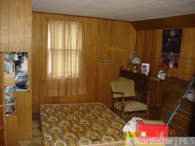 101 4th St SE, Montgomery, MN 56069