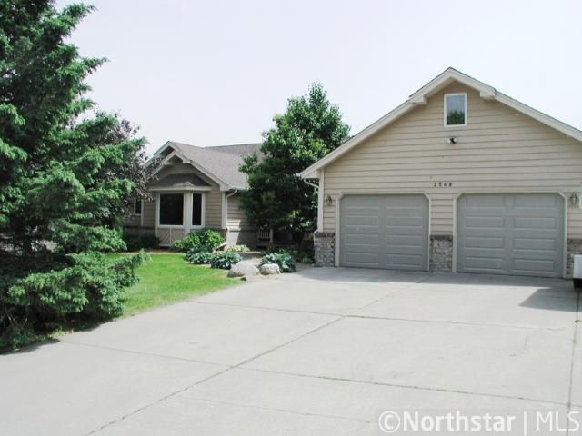 2560 64th St E, Inver Grove Heights, MN 55076