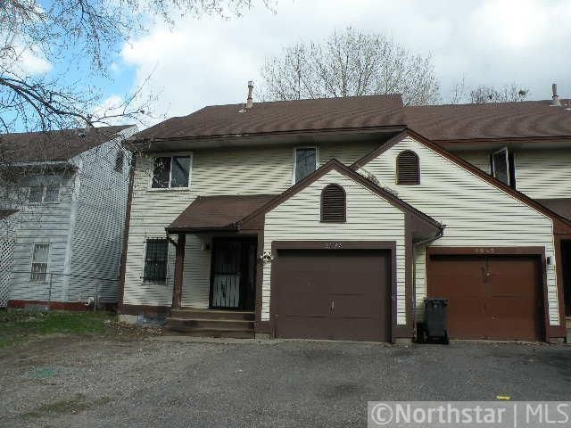2221 11th Ave S, Minneapolis, MN 55404
