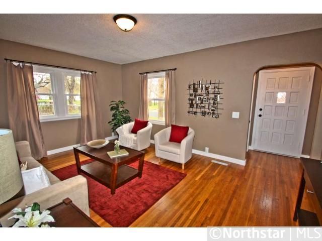 5454 Colfax Ave N, Brooklyn Center, MN 55430