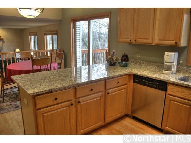 17592 Lenox Cir, Eden Prairie, MN 55347