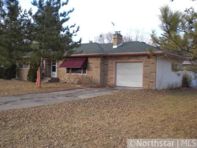 355 Wentworth Ave E, West Saint Paul, MN 55118