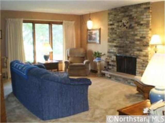 258 Windsor Ln, New Brighton, MN 55112