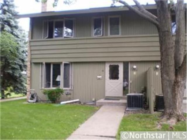 258 Windsor Ln, New Brighton, MN 55112