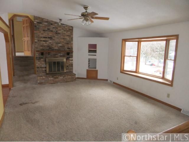 8120 Casper Way Ct, Inver Grove Heights, MN 55076