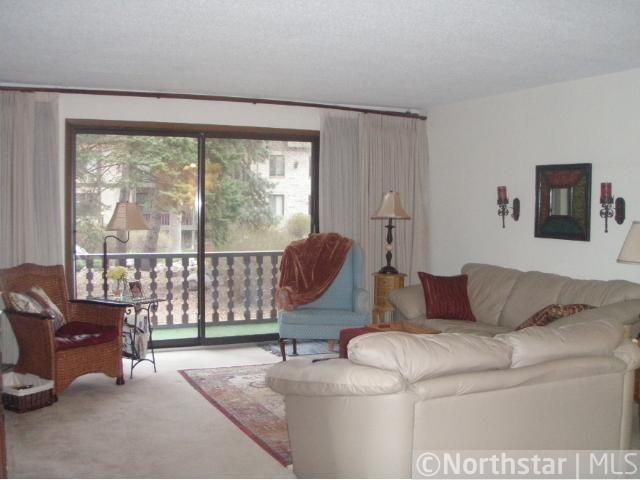 2200 Nevada Ave S #107, Saint Louis Park, MN 55426