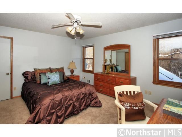 19080 Carsonwood Rd, Wayzata, MN 55391