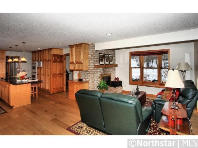 19080 Carsonwood Rd, Wayzata, MN 55391
