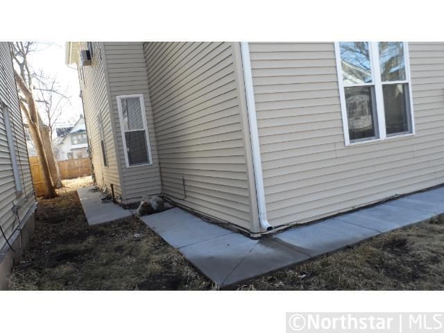 2613 13th Ave S, Minneapolis, MN 55407