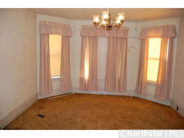 103 8th Ave N, Hopkins, MN 55343