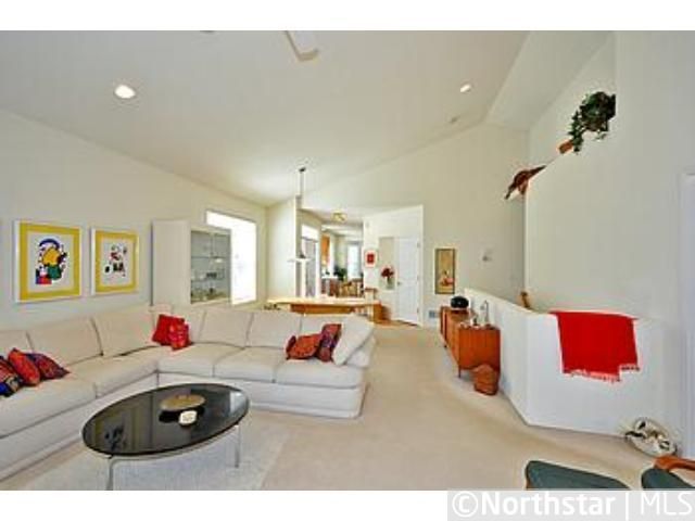 8924 Kimberly Ln N, Maple Grove, MN 55311