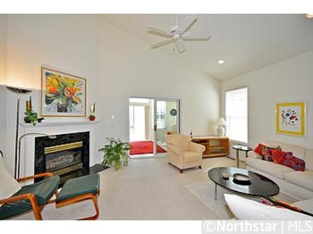 8924 Kimberly Ln N, Maple Grove, MN 55311