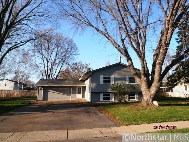 6224 W 96th St, Bloomington, MN 55438