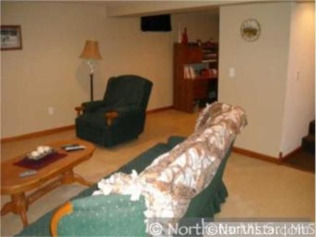 508 N 2nd St, Le Sueur, MN 56058