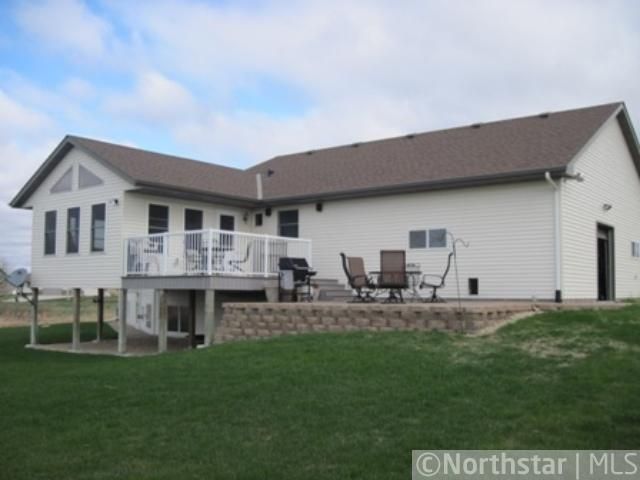 1816 Cameron Cir NE, Buffalo, MN 55313