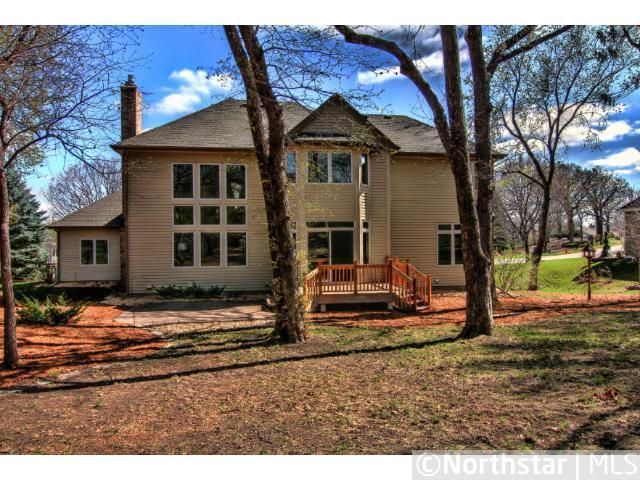 13933 Essex Trl, Apple Valley, MN 55124