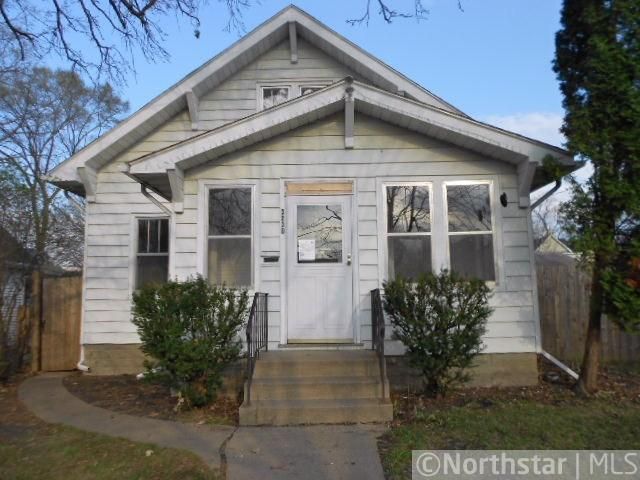 3230 Girard Ave N, Minneapolis, MN 55412