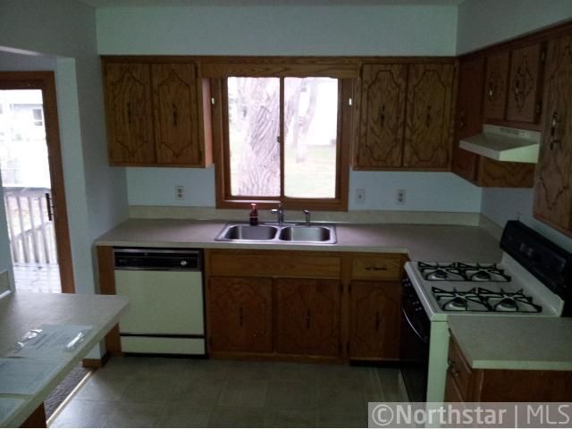 1939 108th Ave NW, Coon Rapids, MN 55433