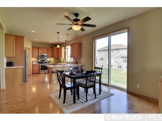 555 Danube Ave, Shakopee, MN 55379