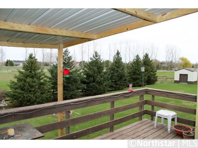 8955 Burns Pw, Nowthen, MN 55303