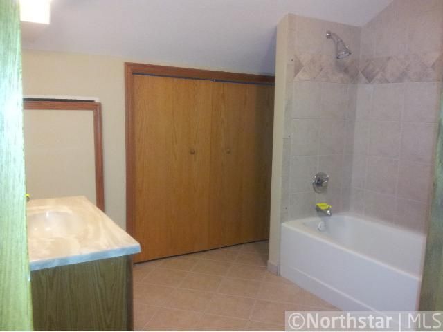 1767 Burns Ave, Saint Paul, MN 55106
