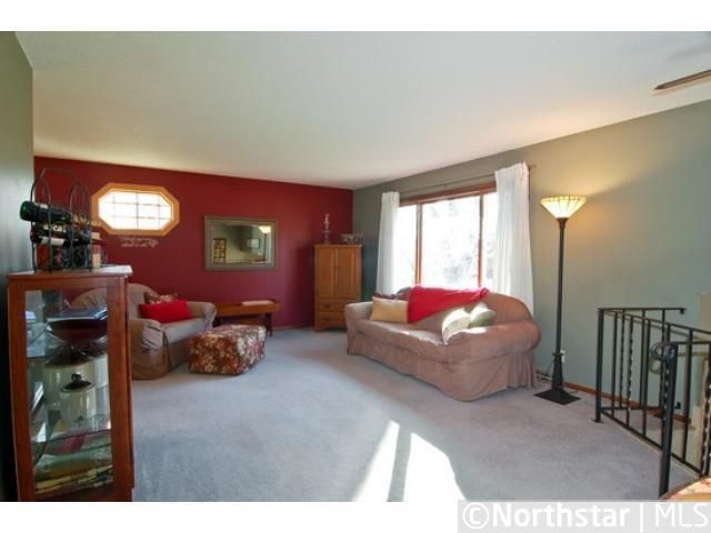 1645 143rd Ave NE, Ham Lake, MN 55304