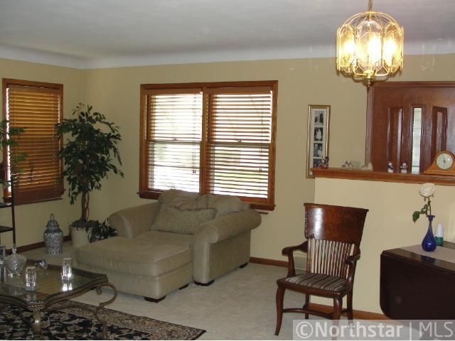 1221 Danforth St, Saint Paul, MN 55117