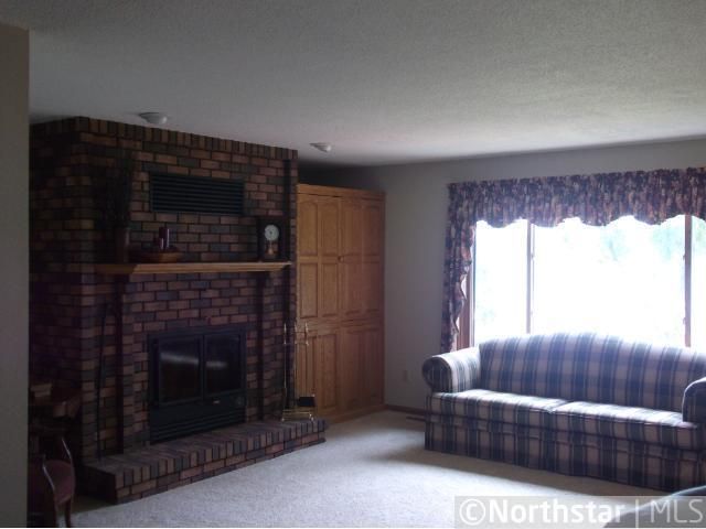 407 N Shore Dr, Waverly, MN 55390