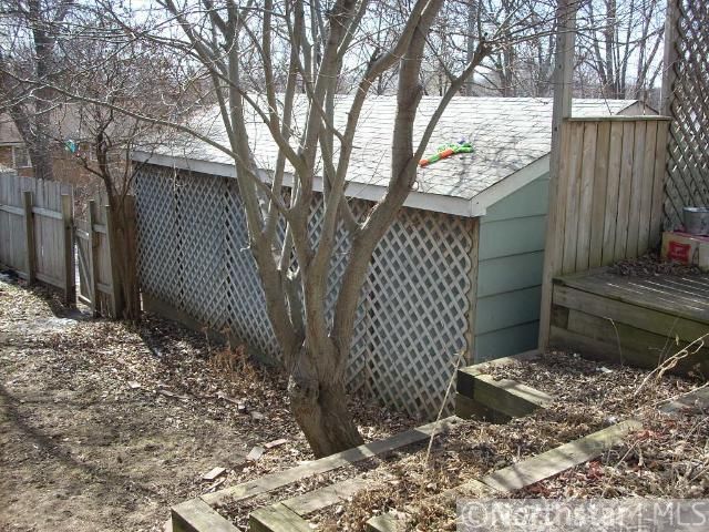1704 Bush Ave, Saint Paul, MN 55106
