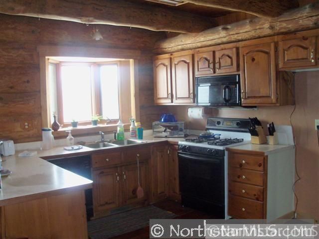 392 150th St, Amery, WI 54001