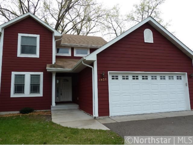 1932 Field Ave, Saint Paul, MN 55116