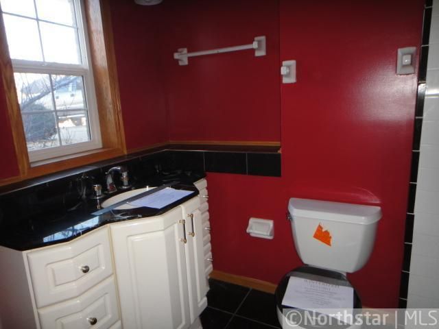 9919 Kiwi Ave N, Brooklyn Park, MN 55443