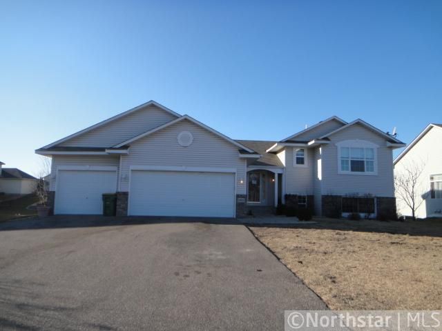 9919 Kiwi Ave N, Brooklyn Park, MN 55443
