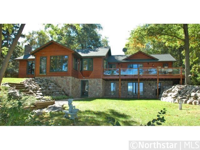 11565 Lower Gull Lake Dr, East Gull Lake, MN 56401