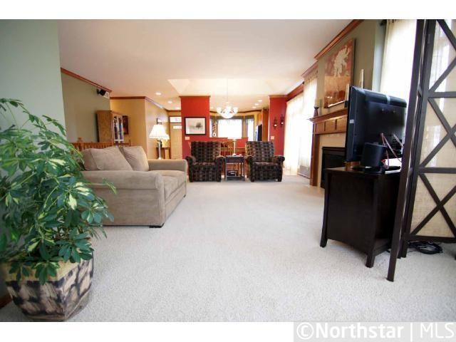 7114 Ballard Trl, Inver Grove Heights, MN 55077