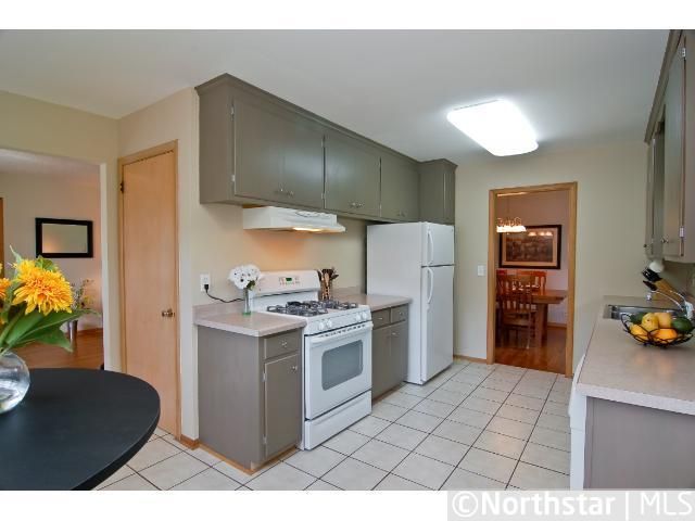 10349 Harriet Ave S, Bloomington, MN 55420