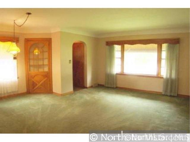 818 University Dr SE, Saint Cloud, MN 56304
