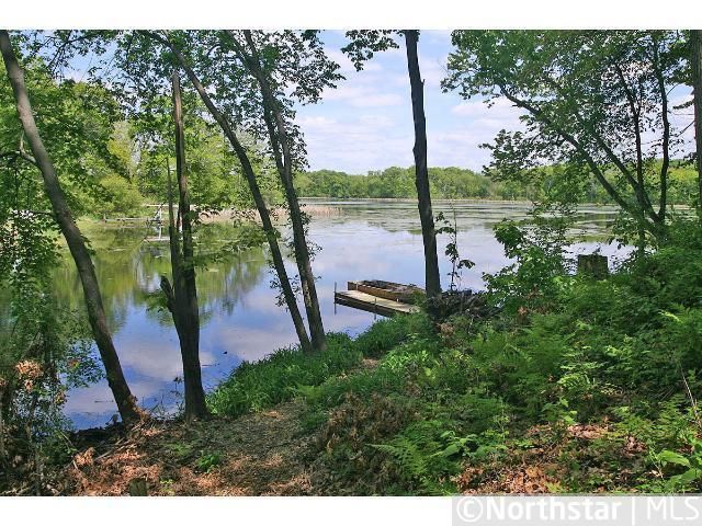 16910 9th Ave N, Plymouth, MN 55447