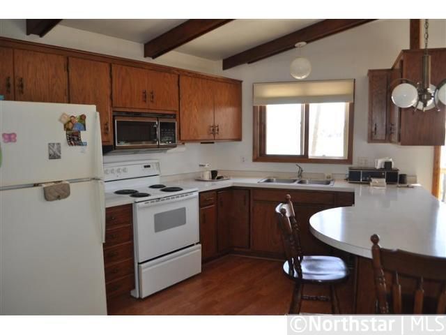 961 Maple Crest Dr NW, Hackensack, MN 56452