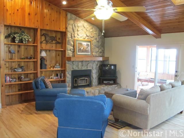 40479 Lake Volney Ln, Le Center, MN 56057