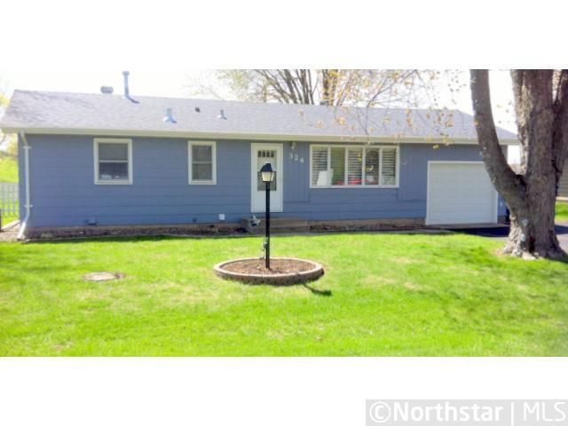 324 Sand St, Shakopee, MN 55379