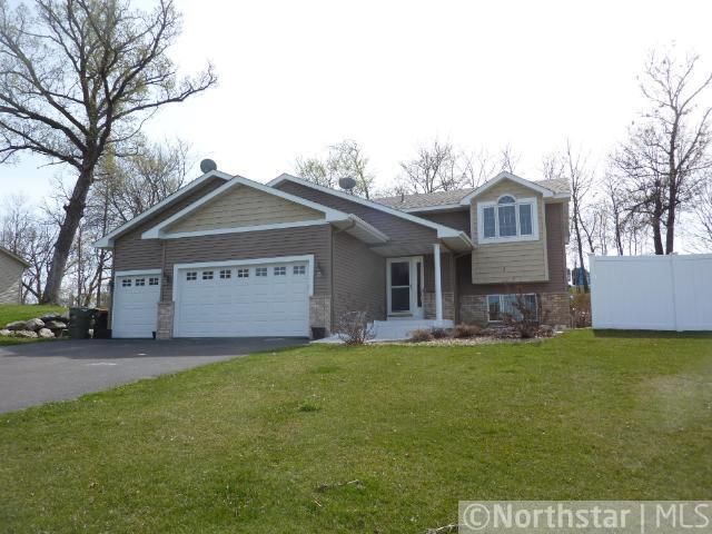 9607 Mill Trail Ln, Monticello, MN 55362