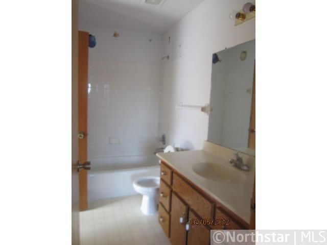 1160 124th Ln NE, Blaine, MN 55434