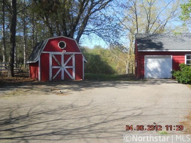 7010 Ches Mar Dr, Excelsior, MN 55331