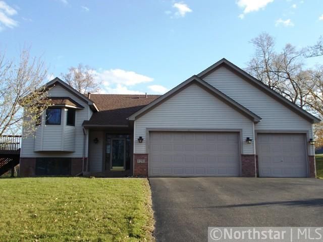 9281 227th St N, Forest Lake, MN 55025