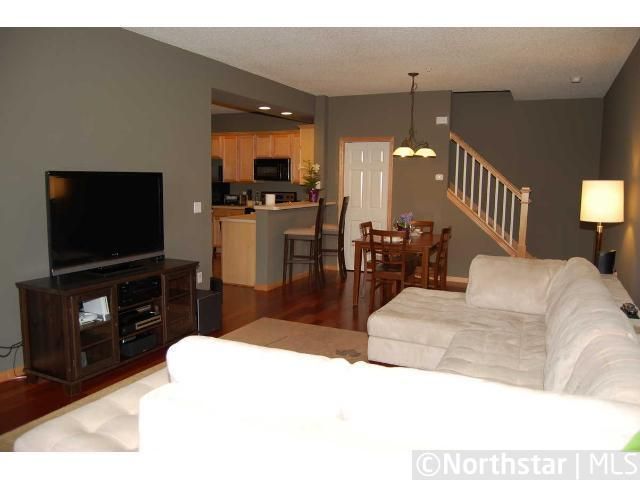 12210 Urbank St NE #G, Blaine, MN 55449