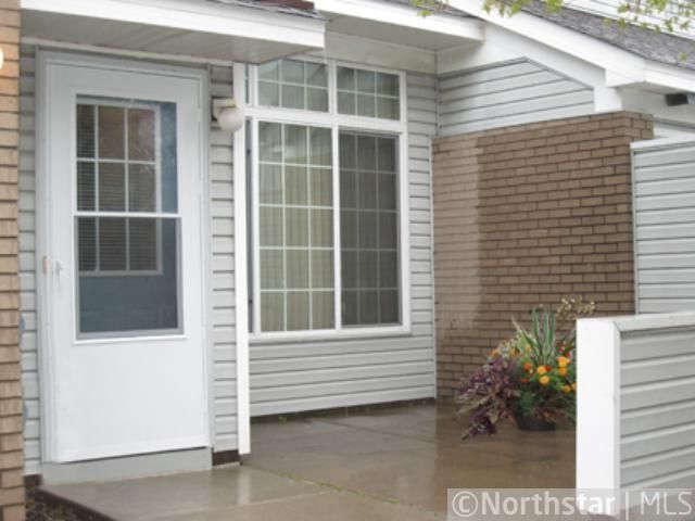 514 Lovell Ave #3, Roseville, MN 55113